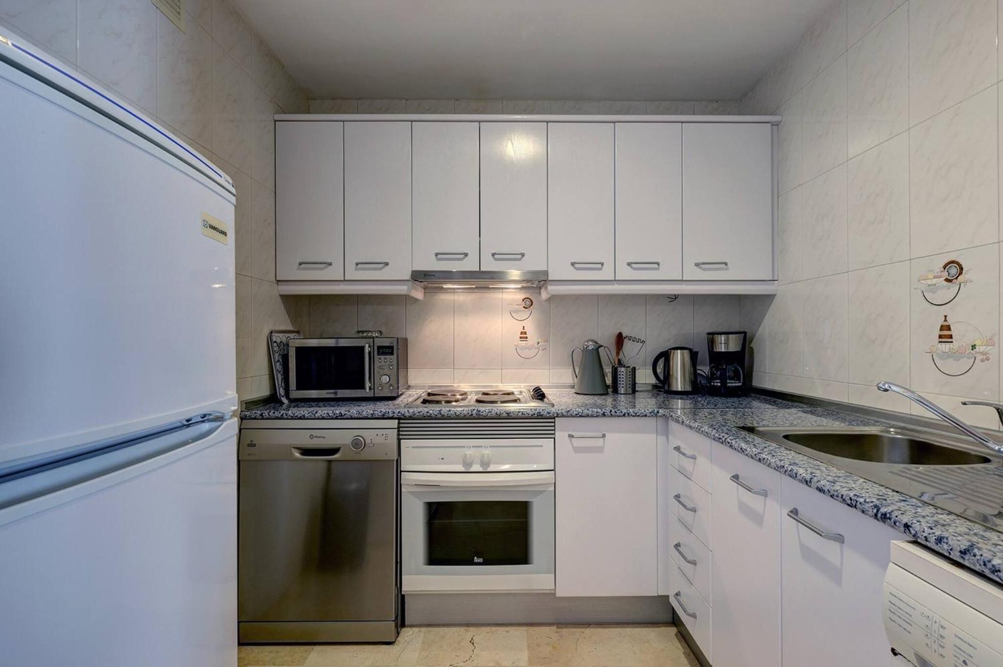 053 - Two Bed Mijas Golf Apartment In Popular Matchroom Golf Club Fuengirola Esterno foto