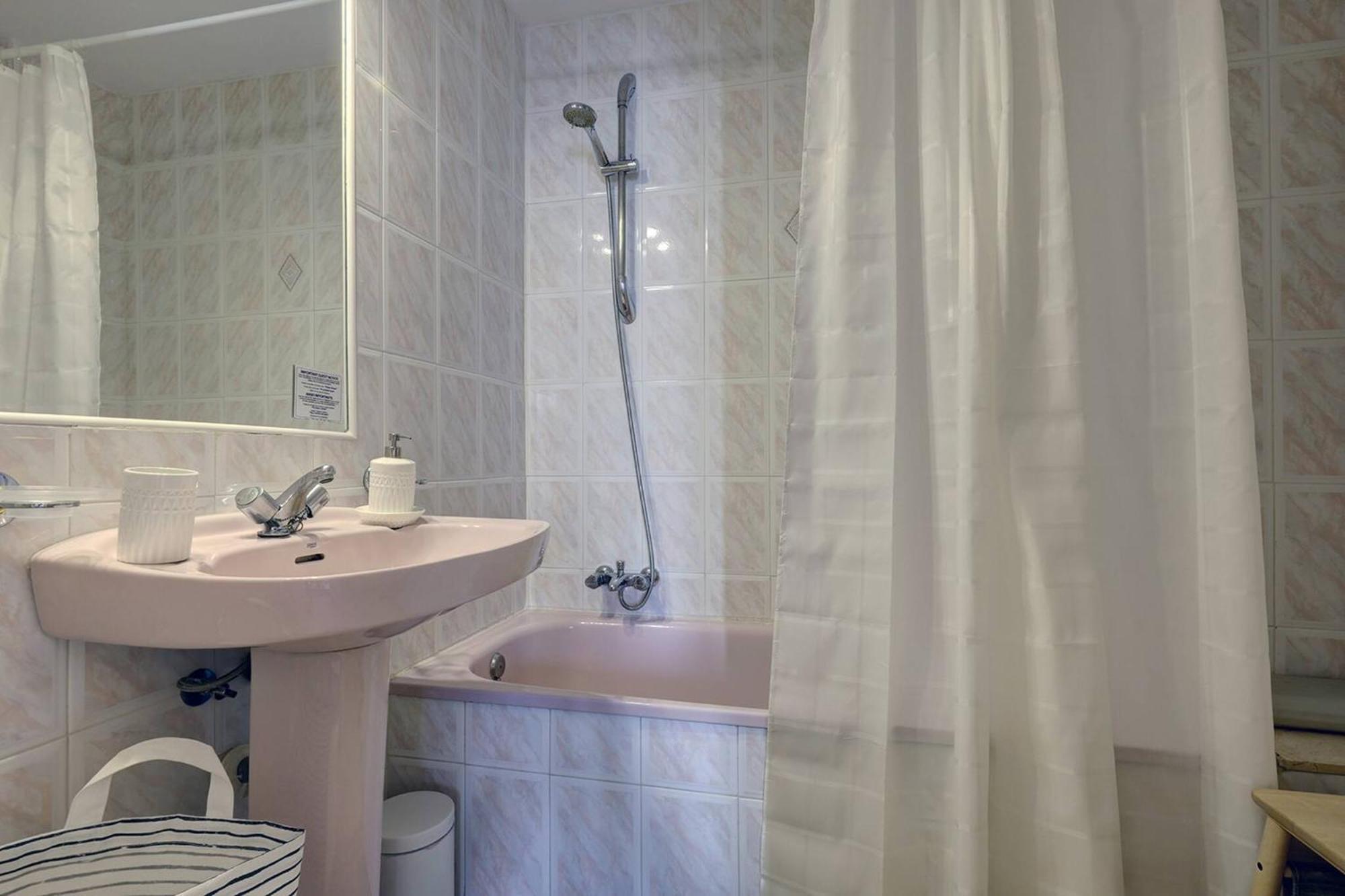 053 - Two Bed Mijas Golf Apartment In Popular Matchroom Golf Club Fuengirola Esterno foto