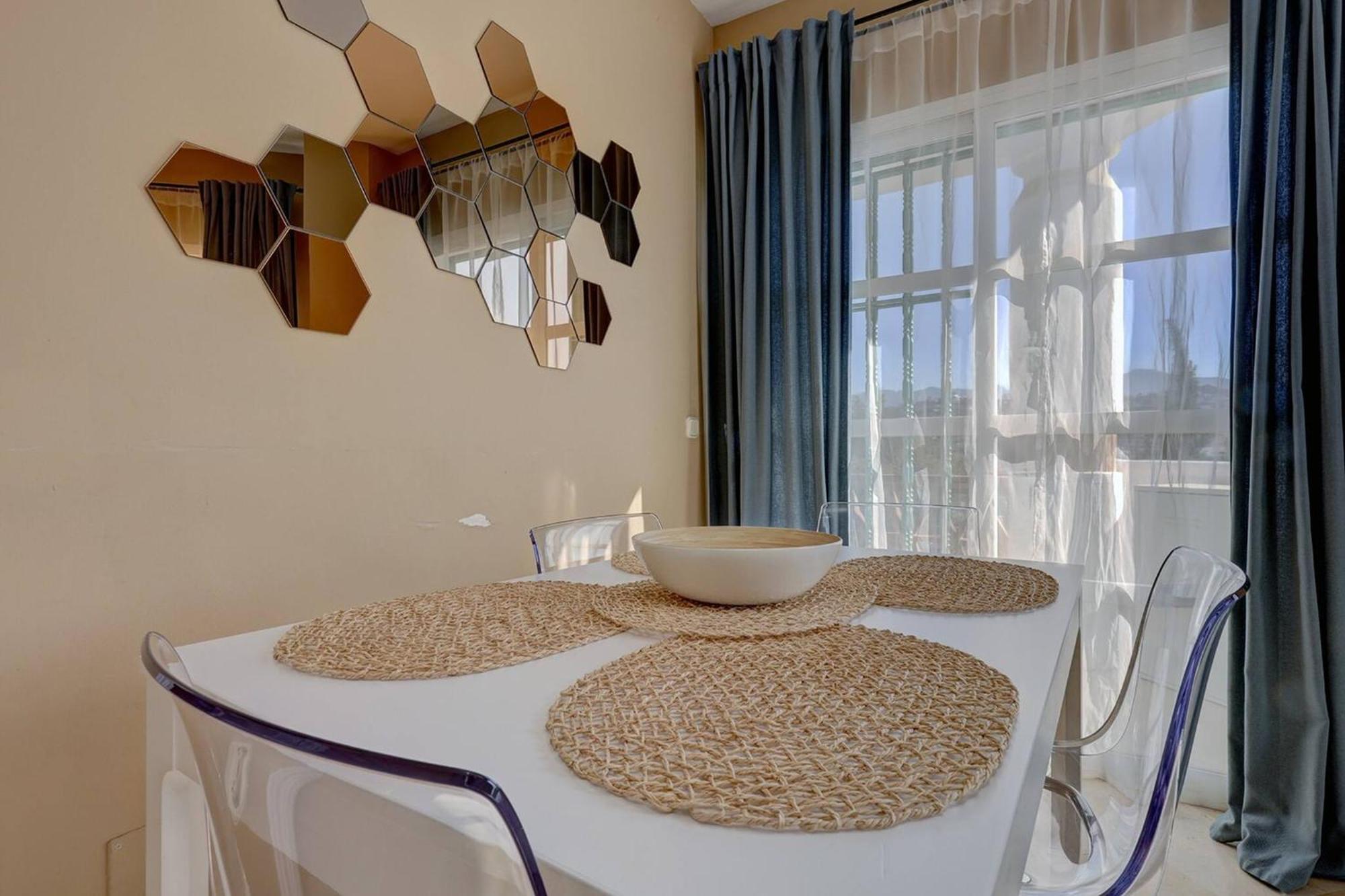 053 - Two Bed Mijas Golf Apartment In Popular Matchroom Golf Club Fuengirola Esterno foto